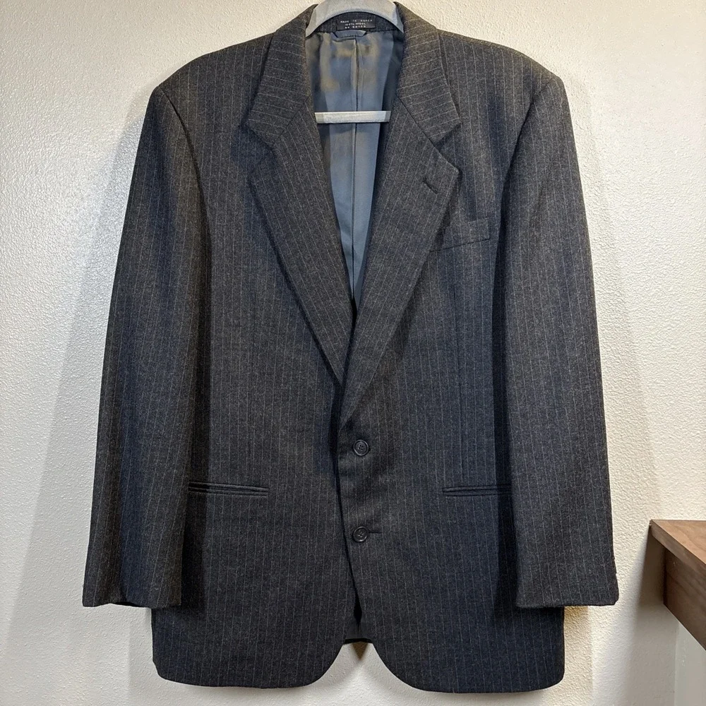 Pinstripe 100% Wool Sport Coat Jacket Charcoal Gray Francesco Maiolo‎ NY Rome